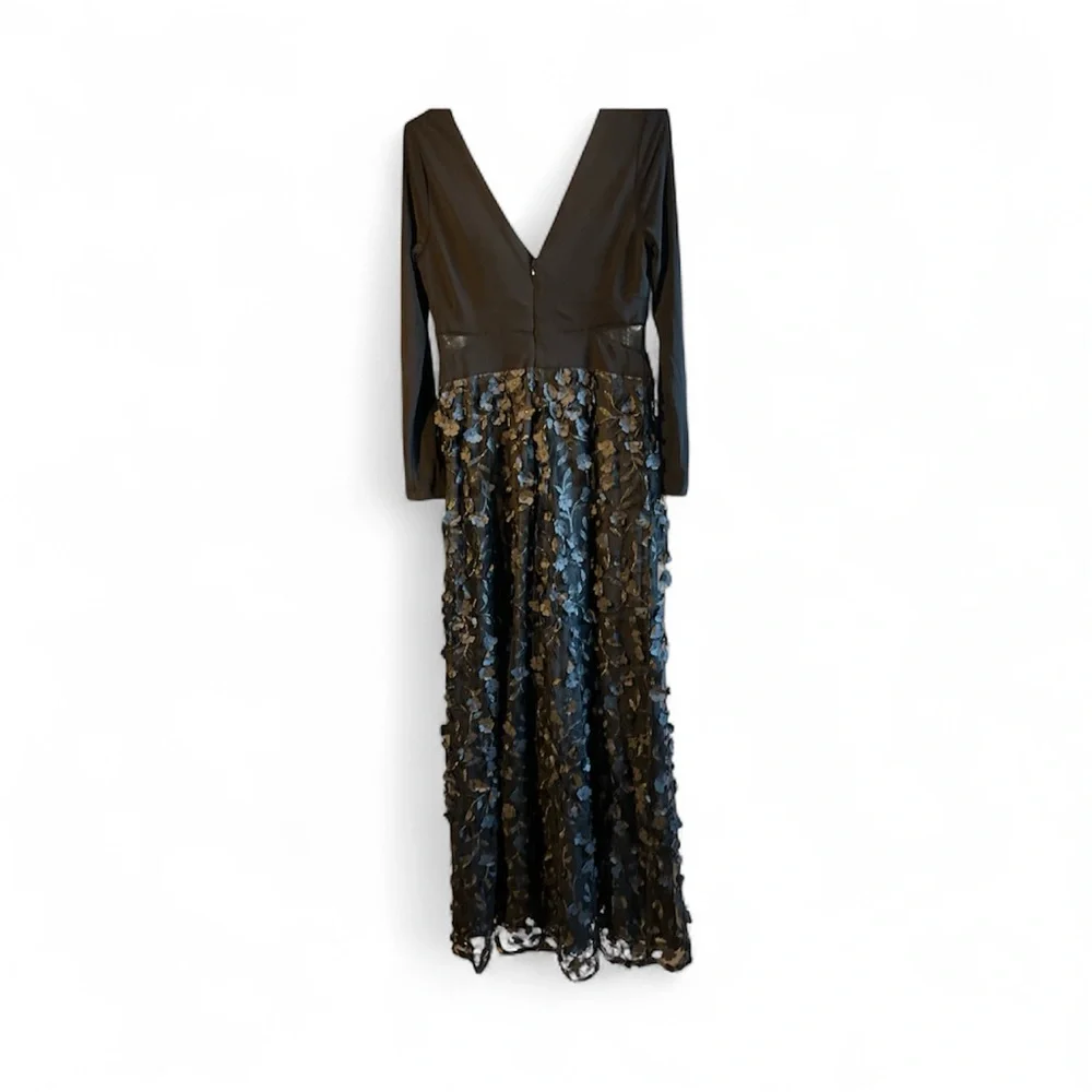 NWT Xscape Black Textured Evening Gown Size 10 - Picture 3 of 4